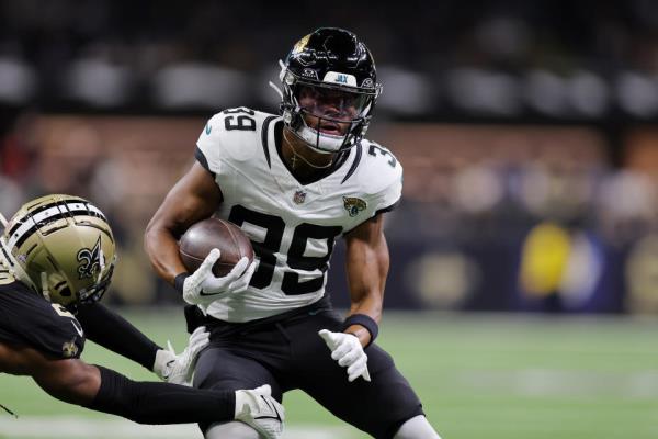 Jacksonville Jaguars kick returner Jamal Agnew (39) couldn't handle a punt return after colliding with a teammate on Thursday against the Saints. (Photo by Jonathan Bachman/Getty Images)